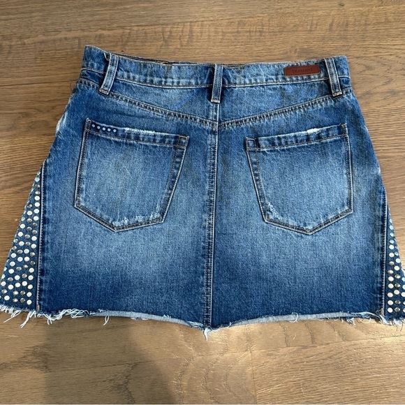 Free People BlankNYC Way Back When Stud Embellished Bling Cutoff Denim Skirt 28 - Picture 10 of 11